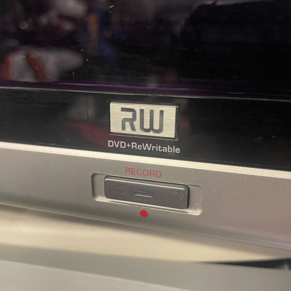Magnavox dvd recorder unit